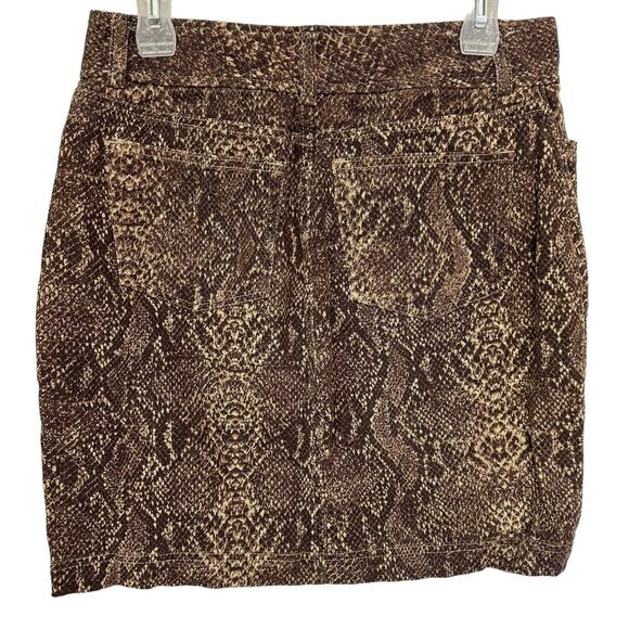 2/$15 Chaps Snakeskin Print Denim Mini Skirt Brown Pockets Size 6 - Picture 3 of 5